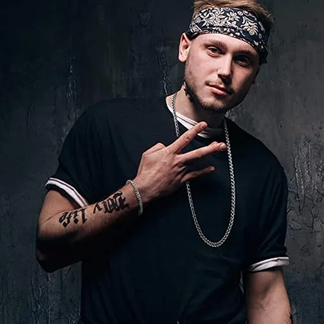 Model with a bandana wearing the silver chain