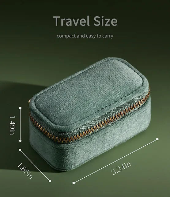 Infographic marking the travel size dimensions of the case